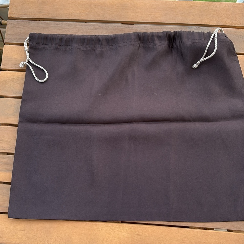 Couch Drawstring Bag - Picture 2 of 3